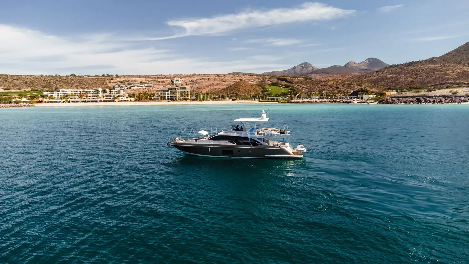 Azimut 66' Yacht in La Paz