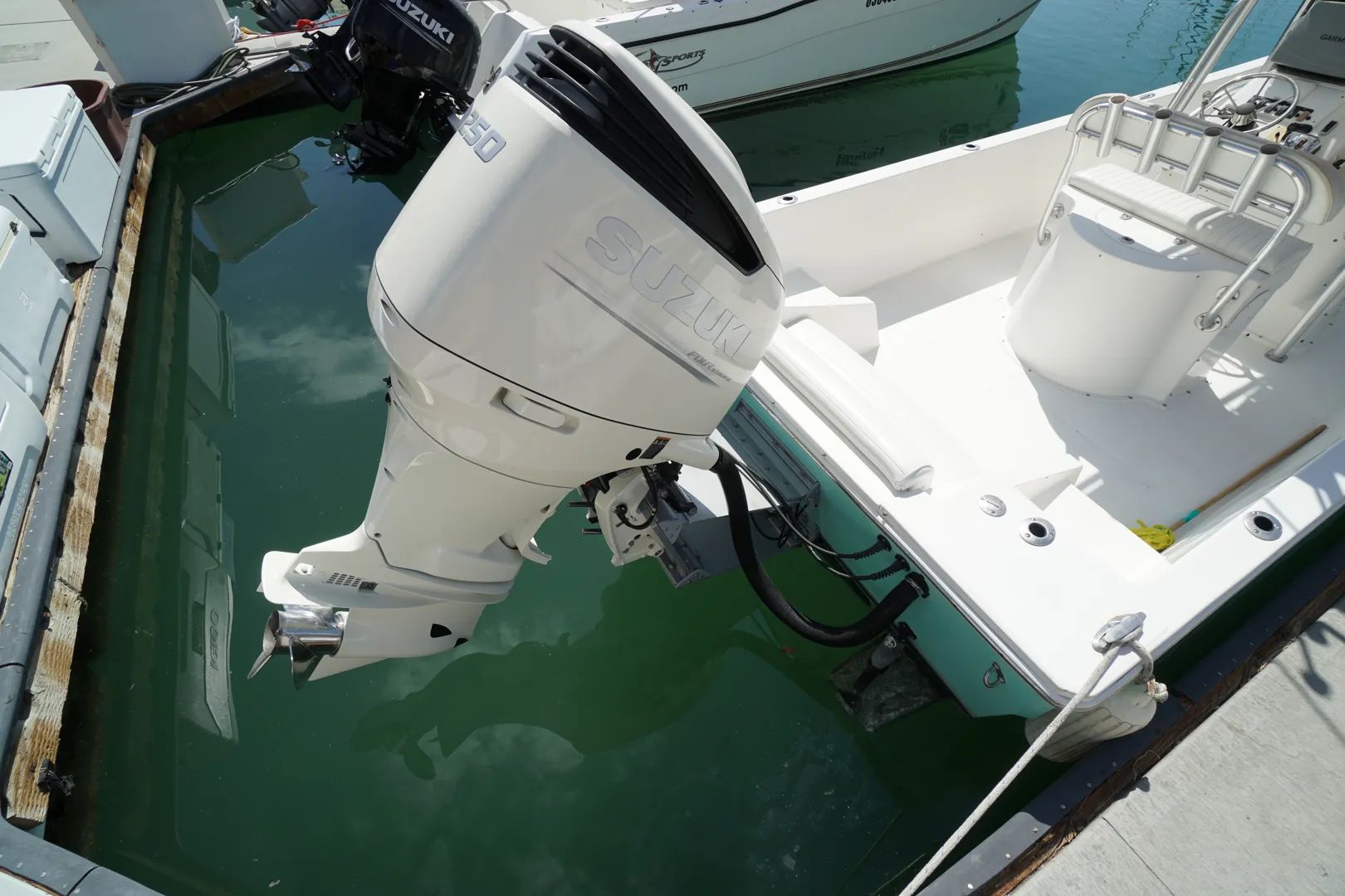Lancha privada en La Paz – La Pistasha Angler 26’ 4