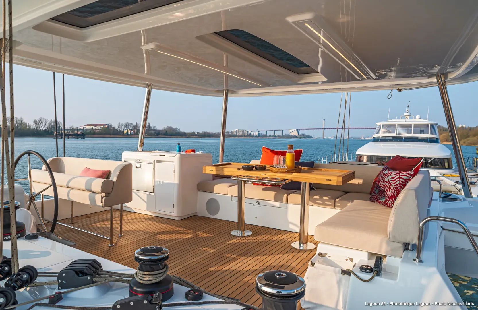 Catamarán Lagoon 55’ en La Paz 18